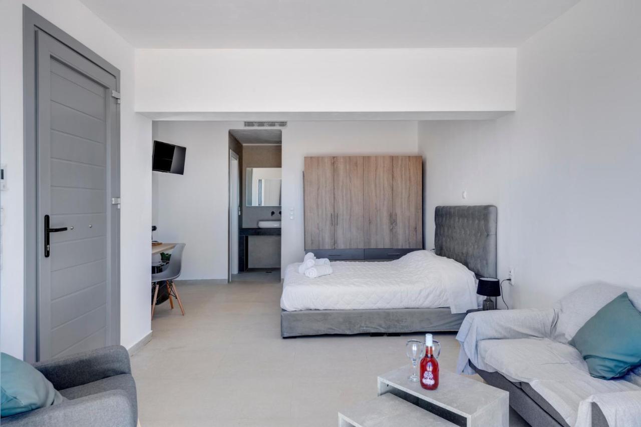 Chrysonisos Suites With Sunset & Seaviews Near Kini Bagian luar foto