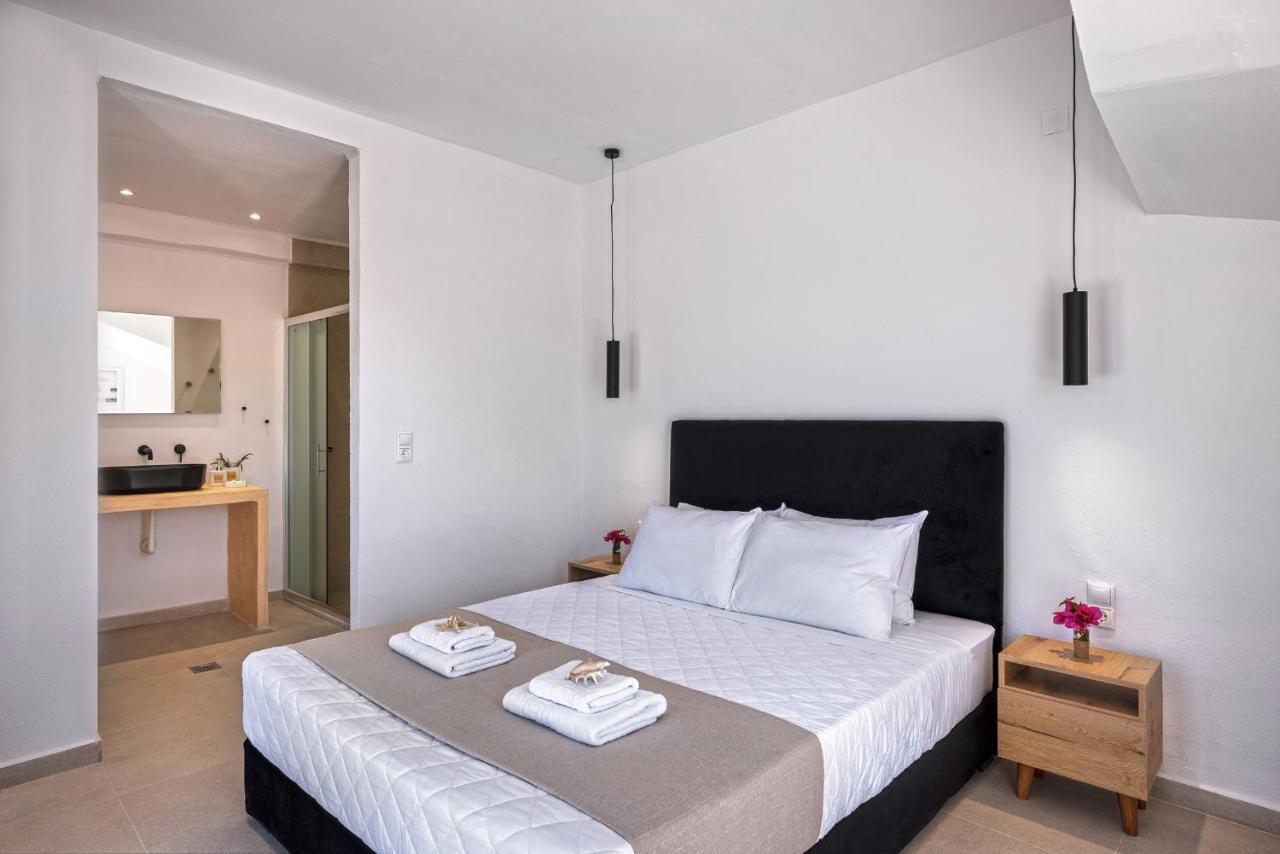 Chrysonisos Suites With Sunset & Seaviews Near Kini Bagian luar foto