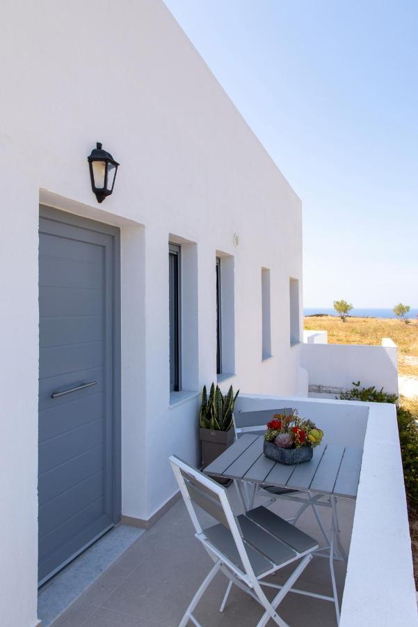 Chrysonisos Suites With Sunset & Seaviews Near Kini Bagian luar foto