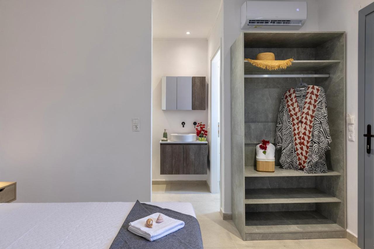 Chrysonisos Suites With Sunset & Seaviews Near Kini Bagian luar foto