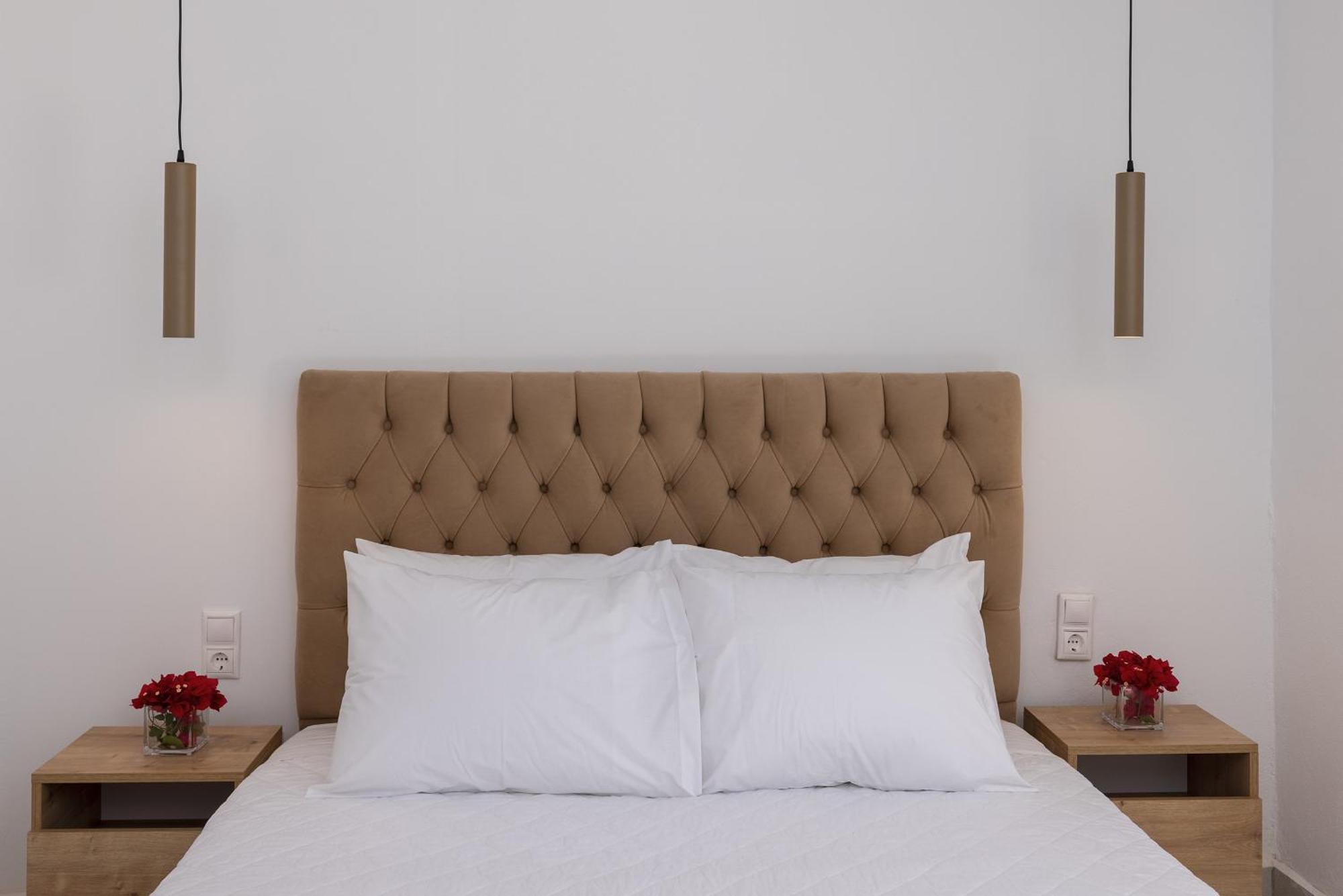Chrysonisos Suites With Sunset & Seaviews Near Kini Bagian luar foto