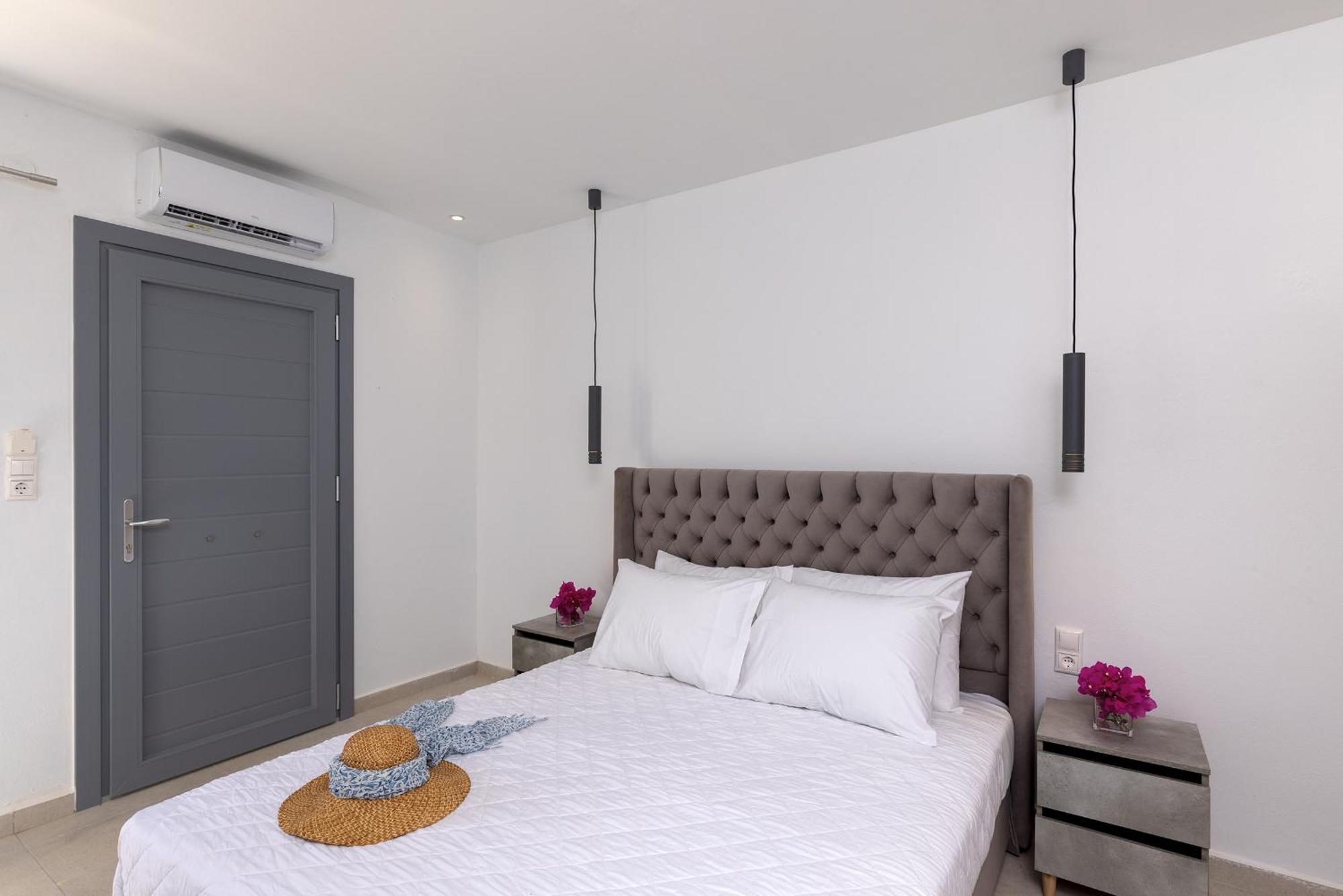 Chrysonisos Suites With Sunset & Seaviews Near Kini Bagian luar foto